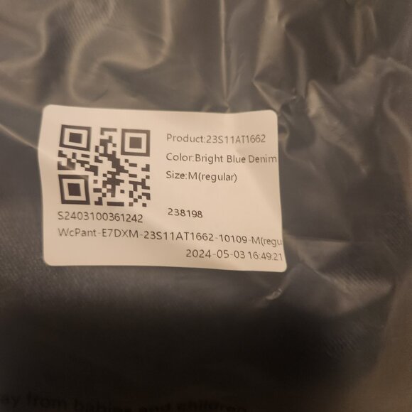 HalaraMagic™ High Waisted Button Zipper Straight Leg Washed Straight Leg Jeans - Picture 5 of 6